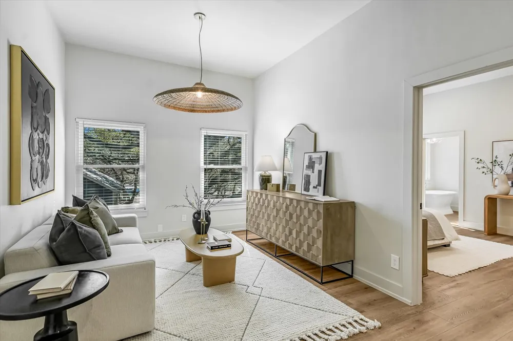 6111 Hudson Bend Road Austin, TX 78734