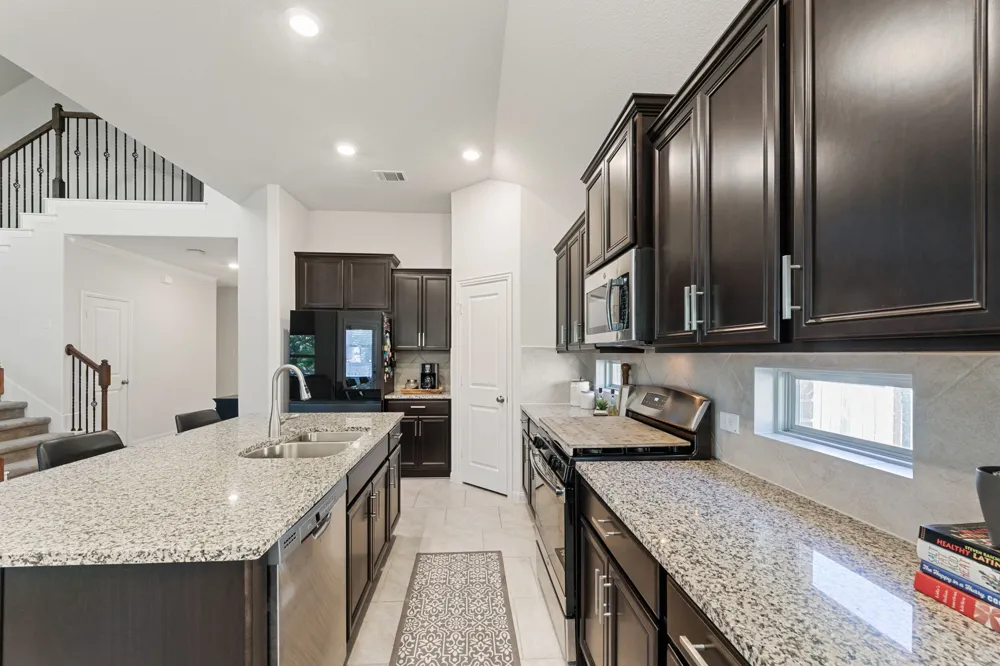 2233 Sauterne Drive Leander, TX 78641