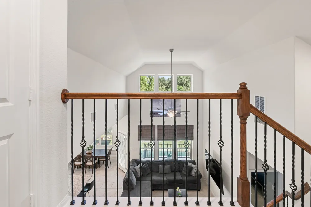 2233 Sauterne Drive Leander, TX 78641