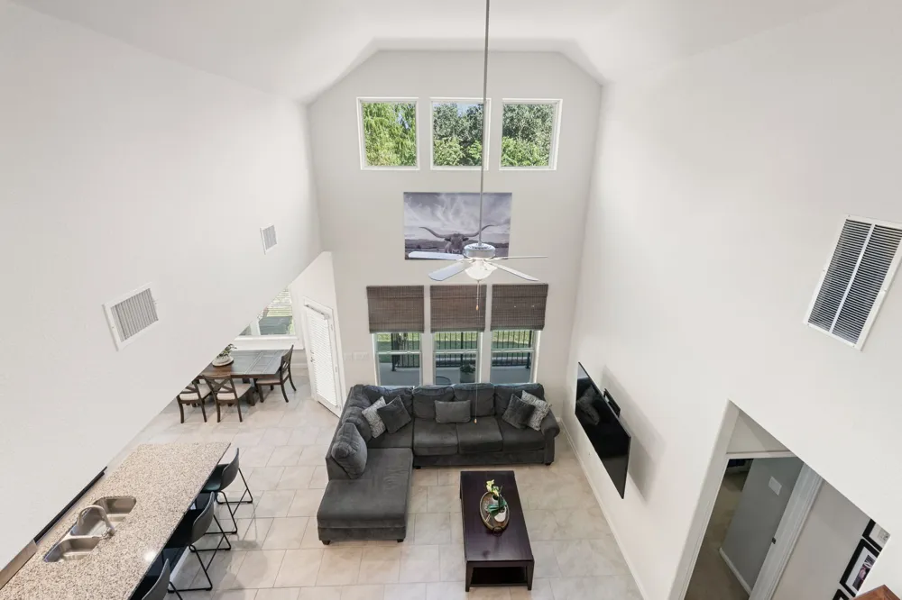 2233 Sauterne Drive Leander, TX 78641