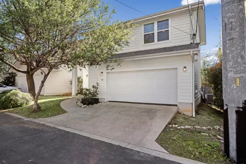 7312 E Ben White Boulevard #10