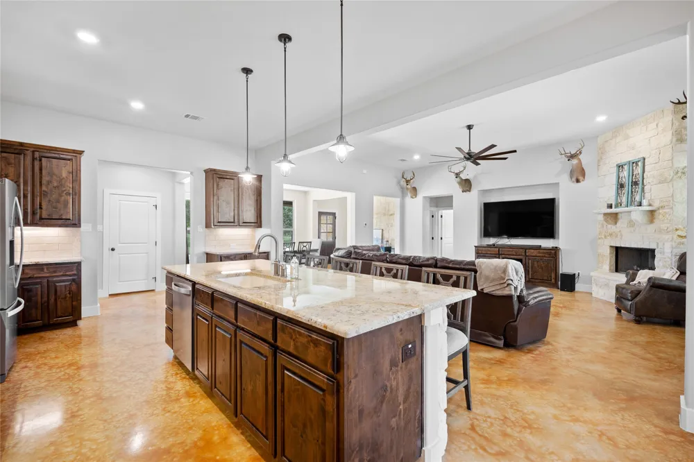 6200 Solana Ranch Road Salado, TX 76571