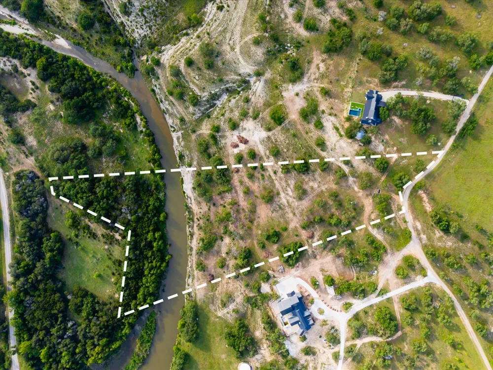 7 BYRD RANCH ROAD Johnson City, TX 78636