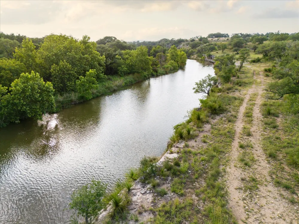 7 BYRD RANCH ROAD Johnson City, TX 78636
