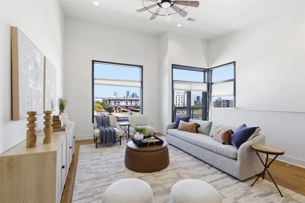 1702 S Lamar Boulevard #12 Austin, TX 78704