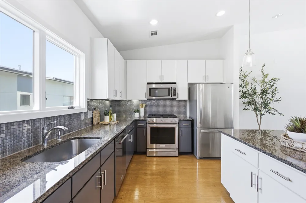 1702 S Lamar Boulevard #12 Austin, TX 78704