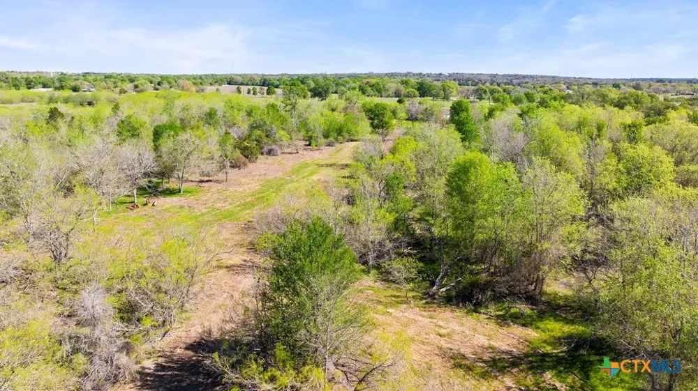 8530 Fm-153 La Grange, TX 78945