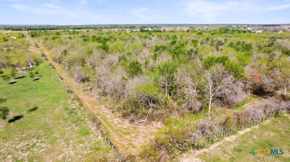 8530 Fm-153 La Grange, TX 78945