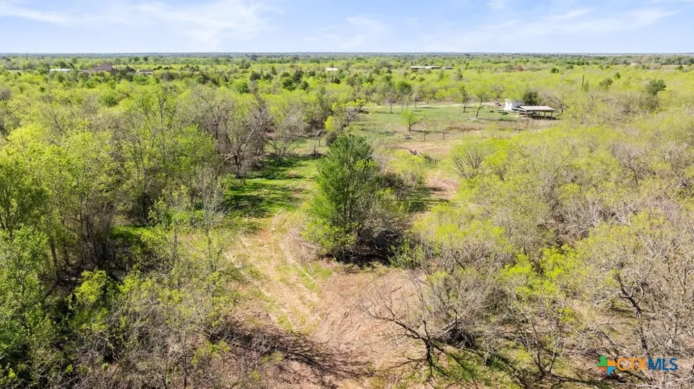 8530 Fm-153 La Grange, TX 78945
