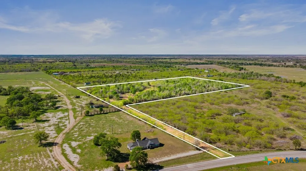 8530 Fm-153 La Grange, TX 78945