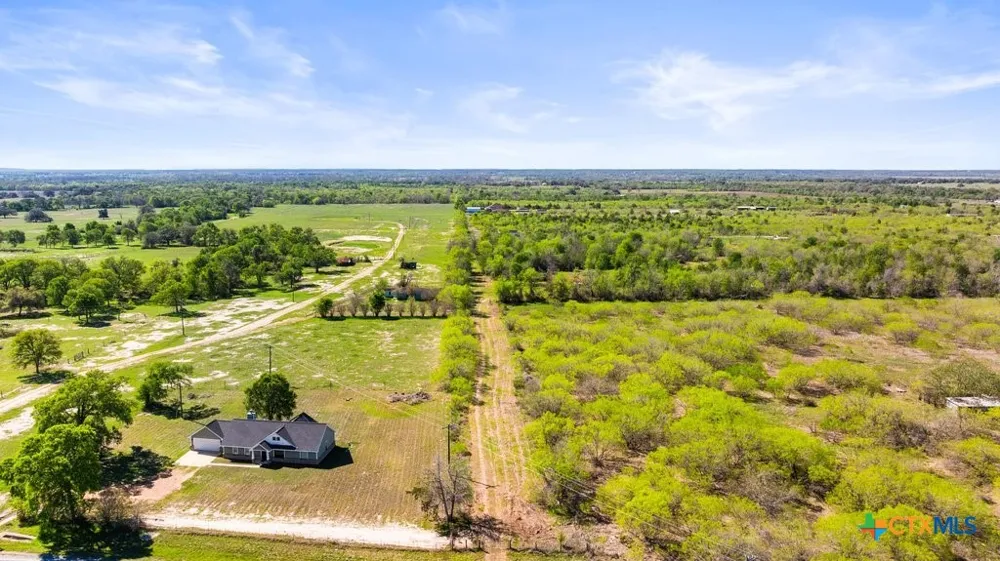 8530 Fm-153 La Grange, TX 78945