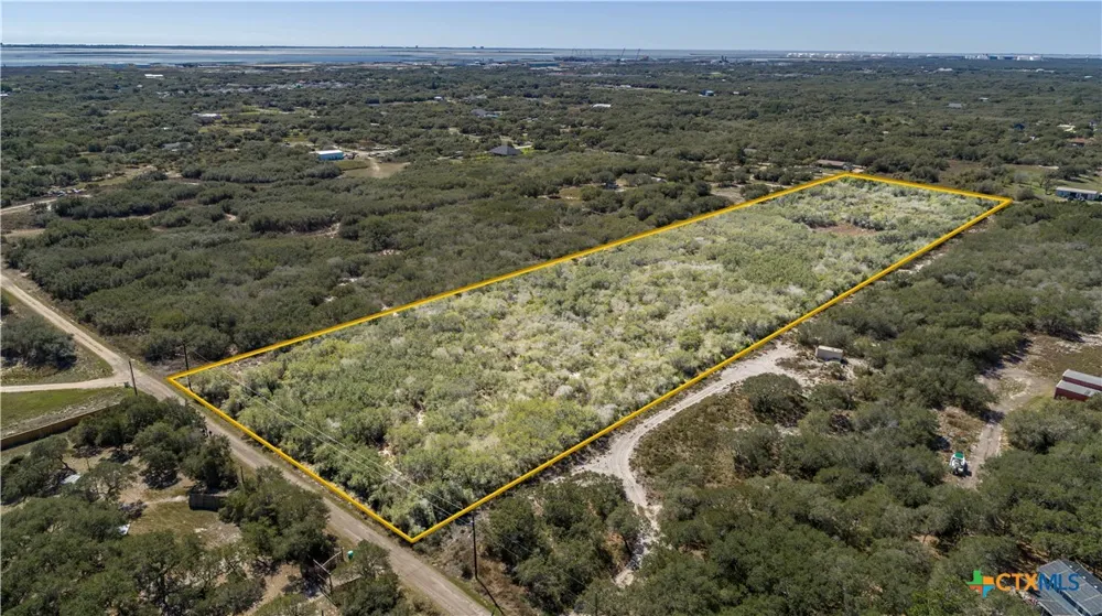 13 Rhodes Avenue Aransas Pass, TX 78336