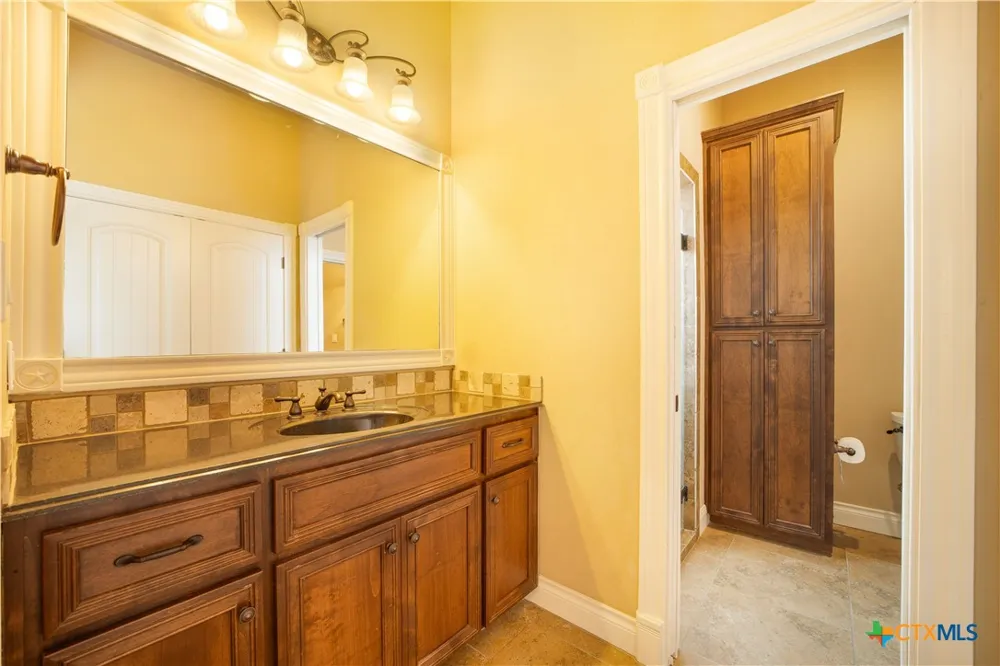 1174 Sapling Spring New Braunfels, TX 78132
