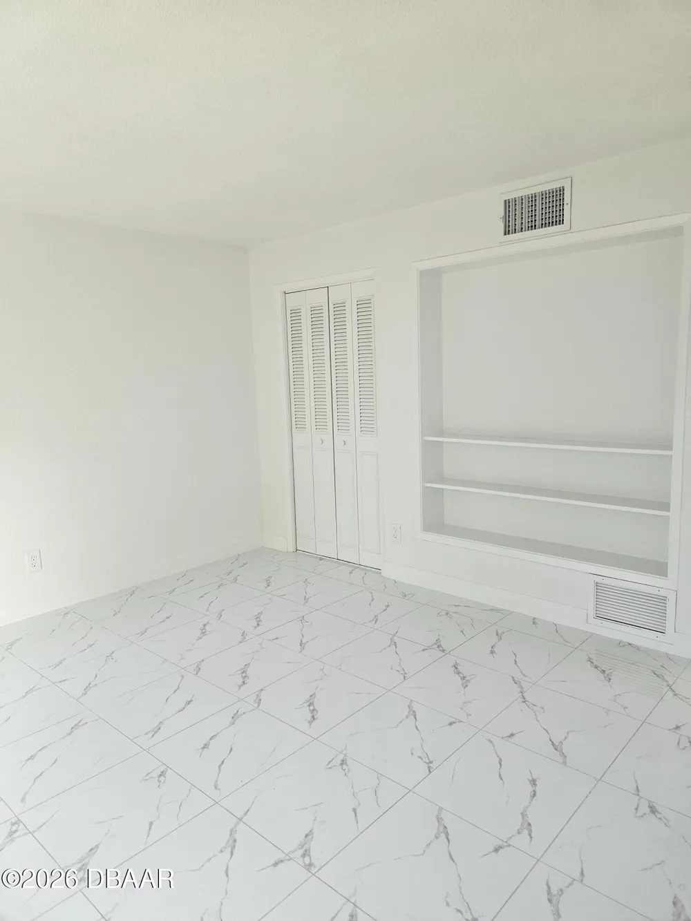 608 Doris Place South Daytona, FL 32119