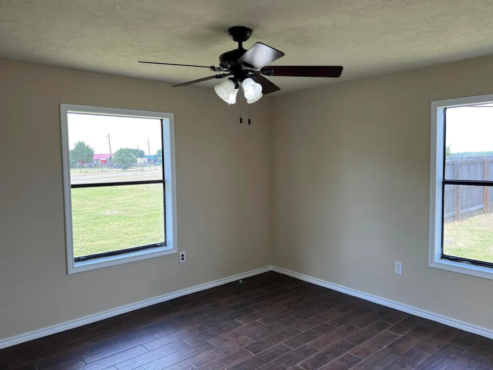 918 Fairway Drive Navasota, TX 77868