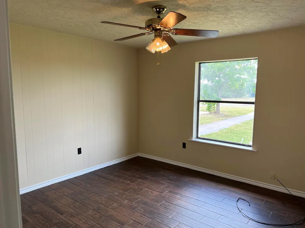 918 Fairway Drive Navasota, TX 77868