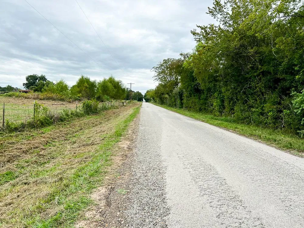 4 Cr 319 Navasota, TX 77868