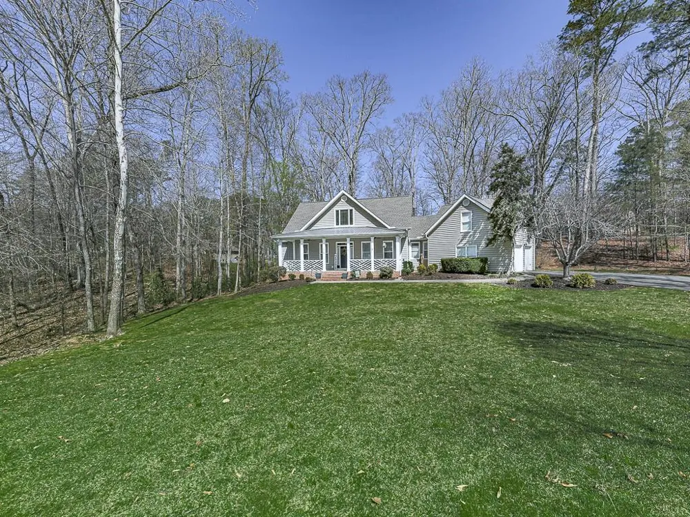 1206 Garden Row NE Dalton, GA 30721