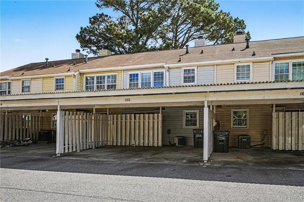 1016 Old Holcomb Bridge Road Roswell, GA 30076
