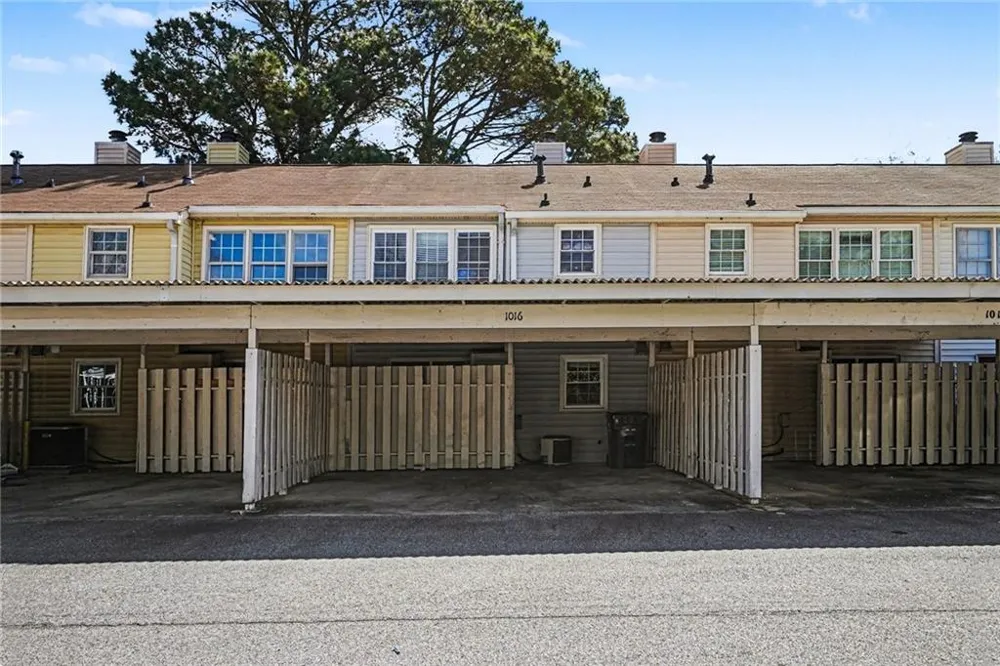 1016 Old Holcomb Bridge Road Roswell, GA 30076