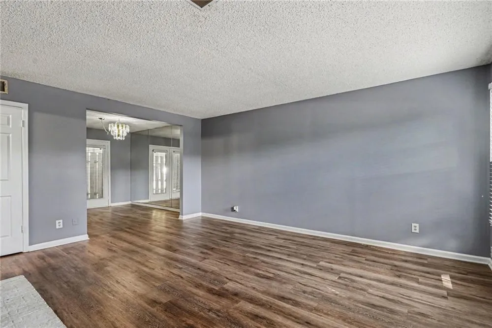 1016 Old Holcomb Bridge Road Roswell, GA 30076