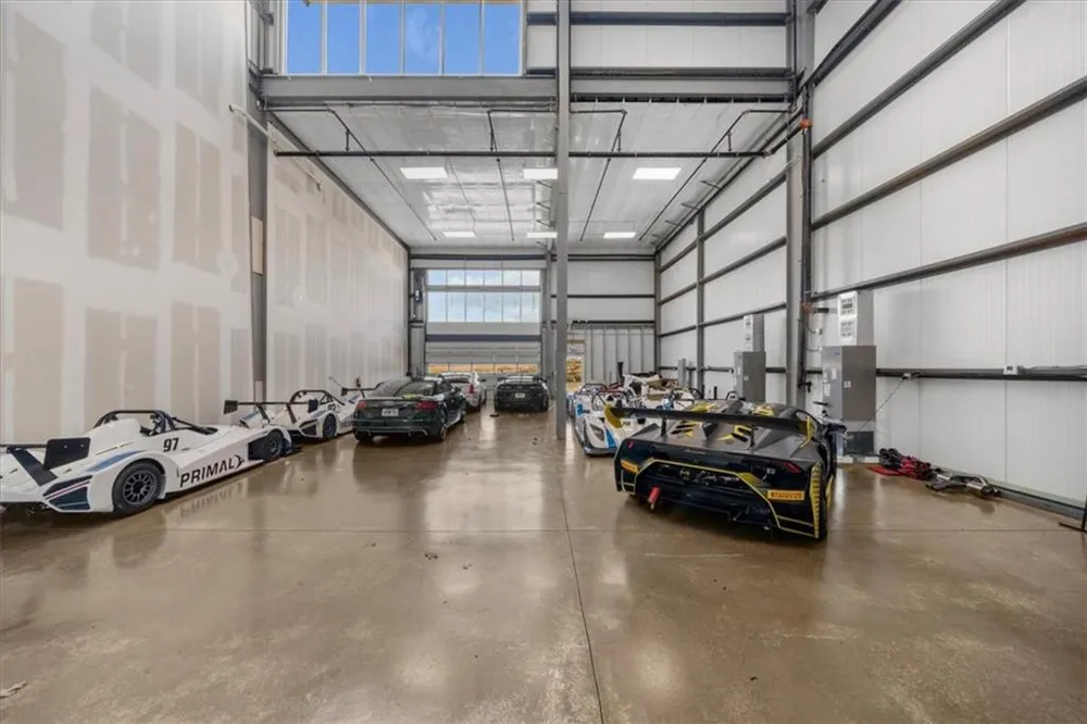 702 Joe Lane Cox Road #101 & 201 Dawsonville, GA 30534