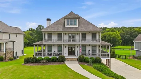 109 River Walk Parkway