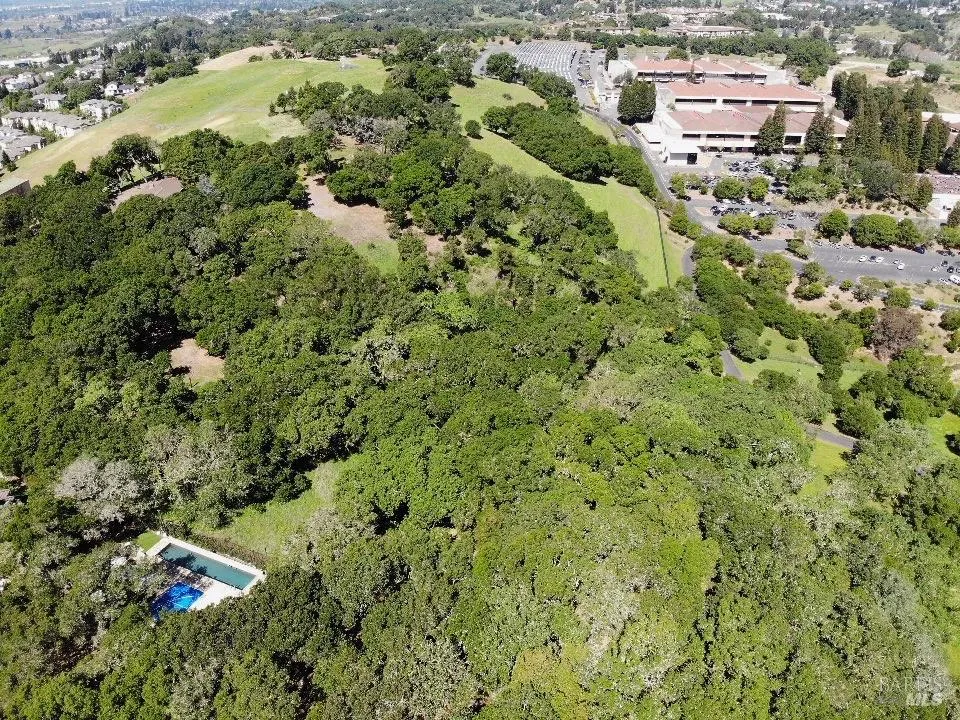 3779 Nielsen Road Santa Rosa, CA 95404