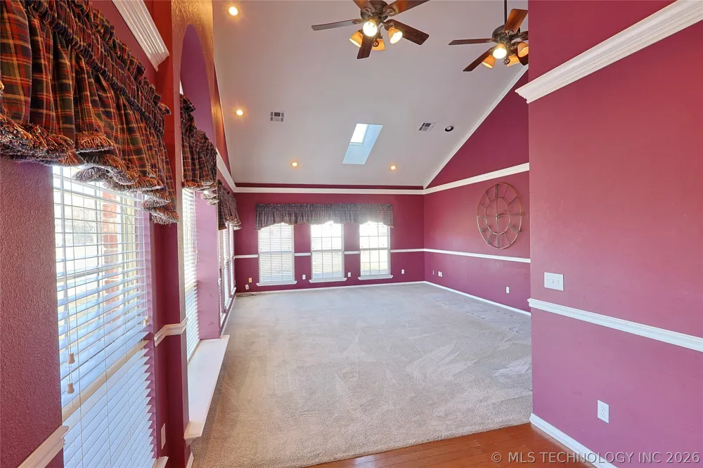 1002 W Knisley Avenue Checotah, OK 74426
