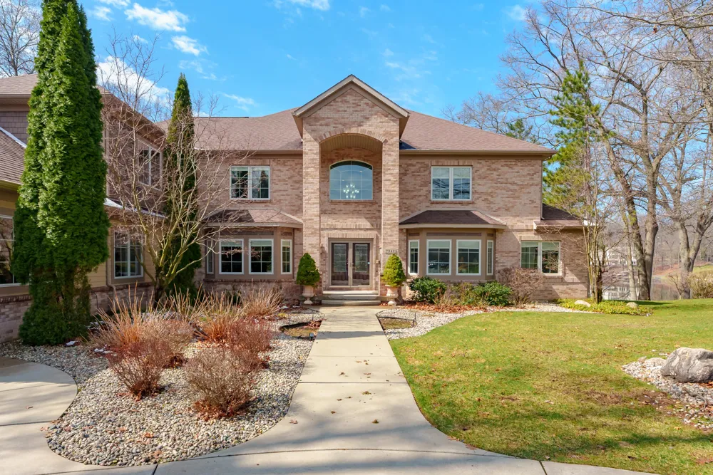 7342 Bentwood Trail Kalamazoo, MI 49009