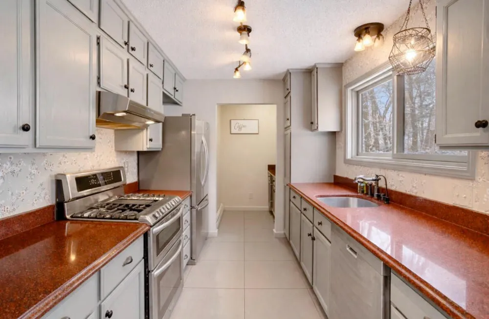 903 Cram Lane Albion, MI 49224