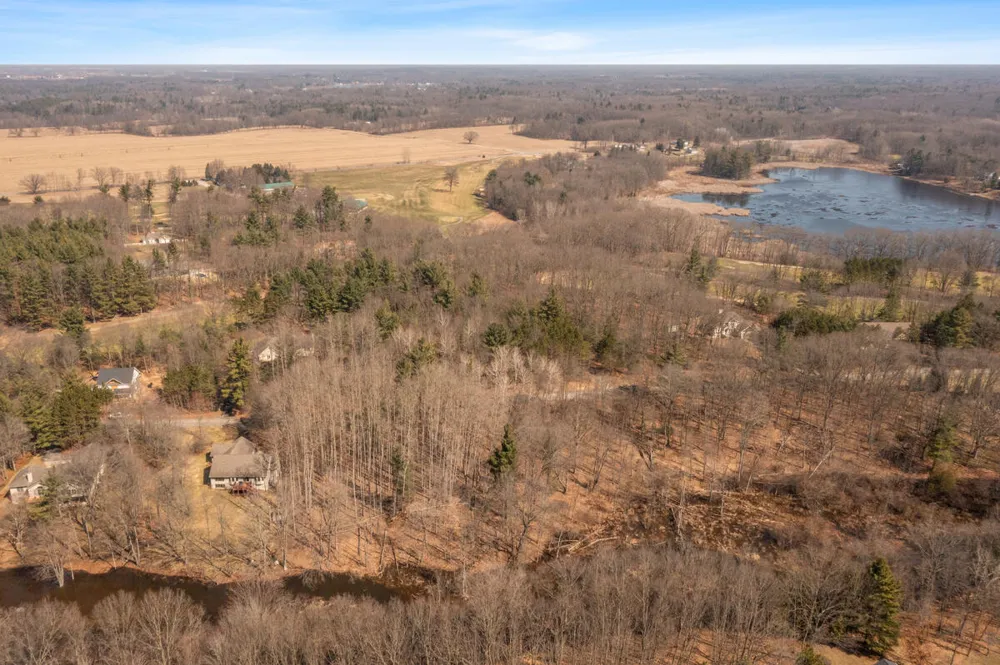 12952 Bowen Lake Drive NE Gowen, MI 49326
