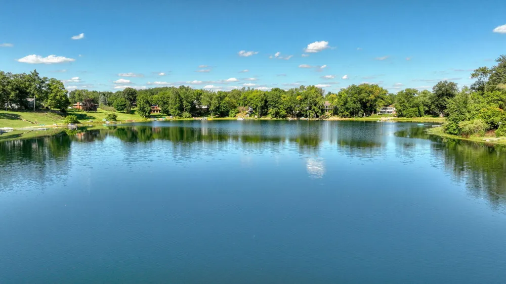 228 Oak Grove Drive Brooklyn, MI 49230