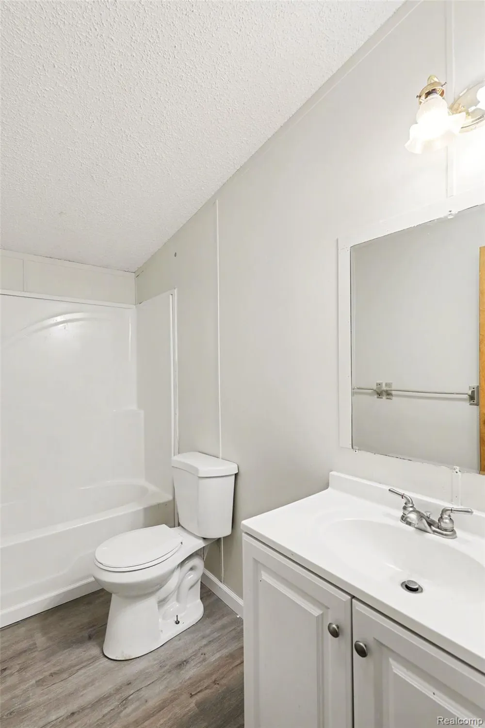 4281 Louie Ln North Branch Village, MI 48461