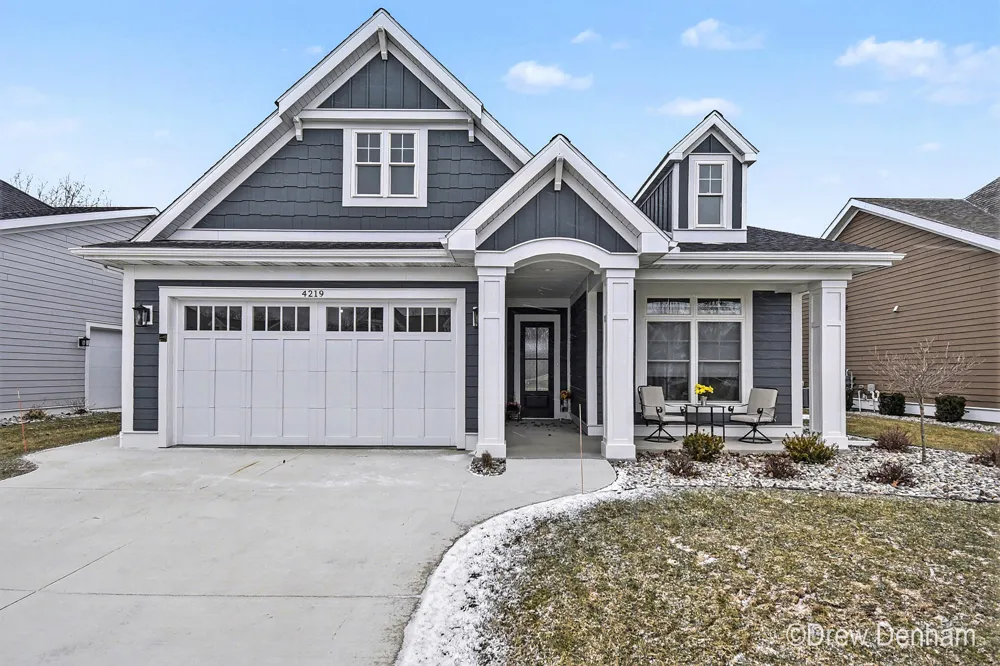 4219 Village Green Drive Thomas Township, MI 48623