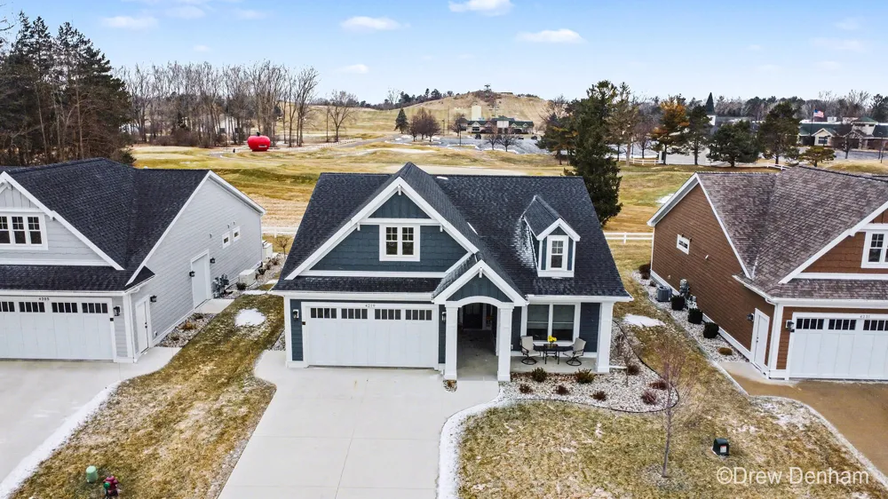 4219 Village Green Drive Thomas Township, MI 48623