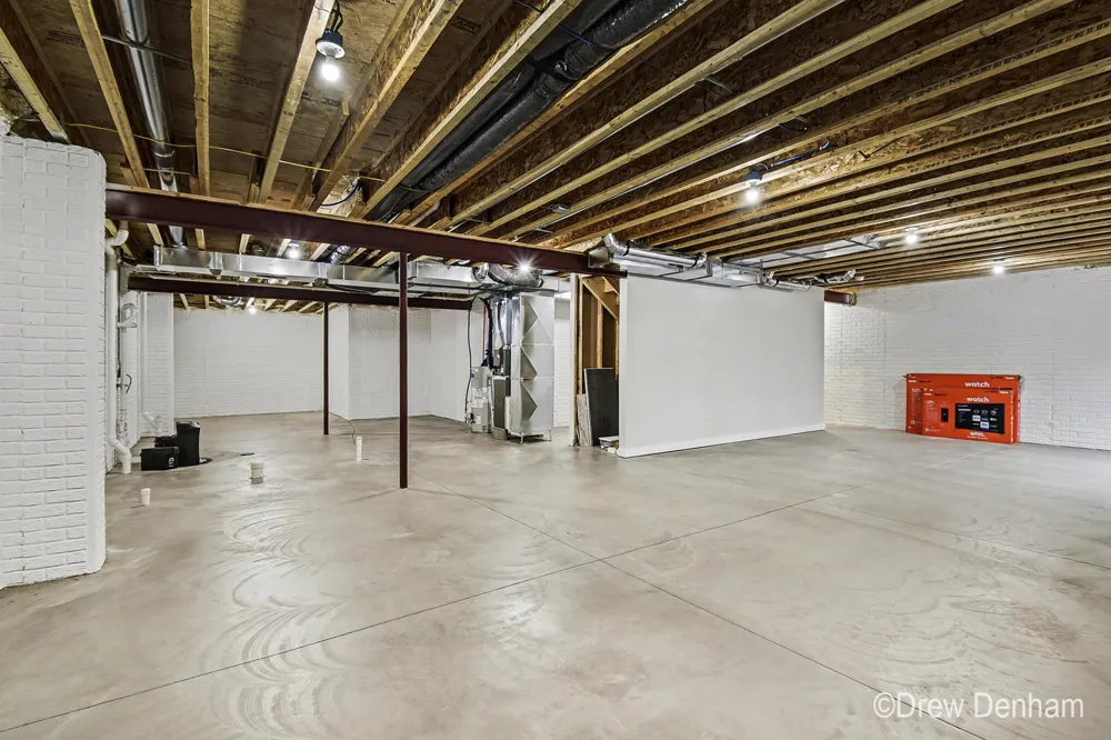 4219 Village Green Drive Thomas Township, MI 48623