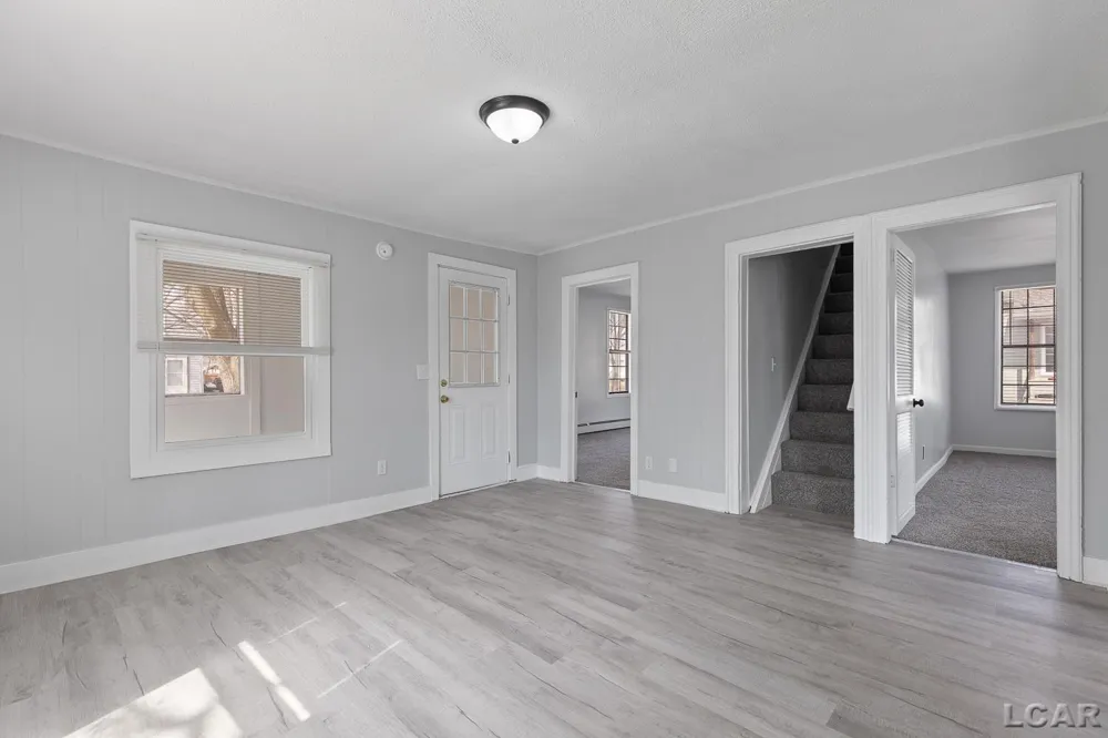 206 Ormsby Street Adrian City, MI 49221
