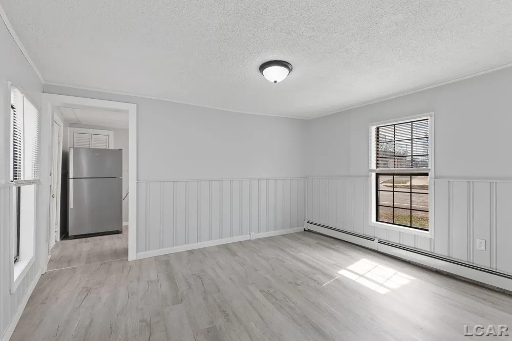 206 Ormsby Street Adrian City, MI 49221