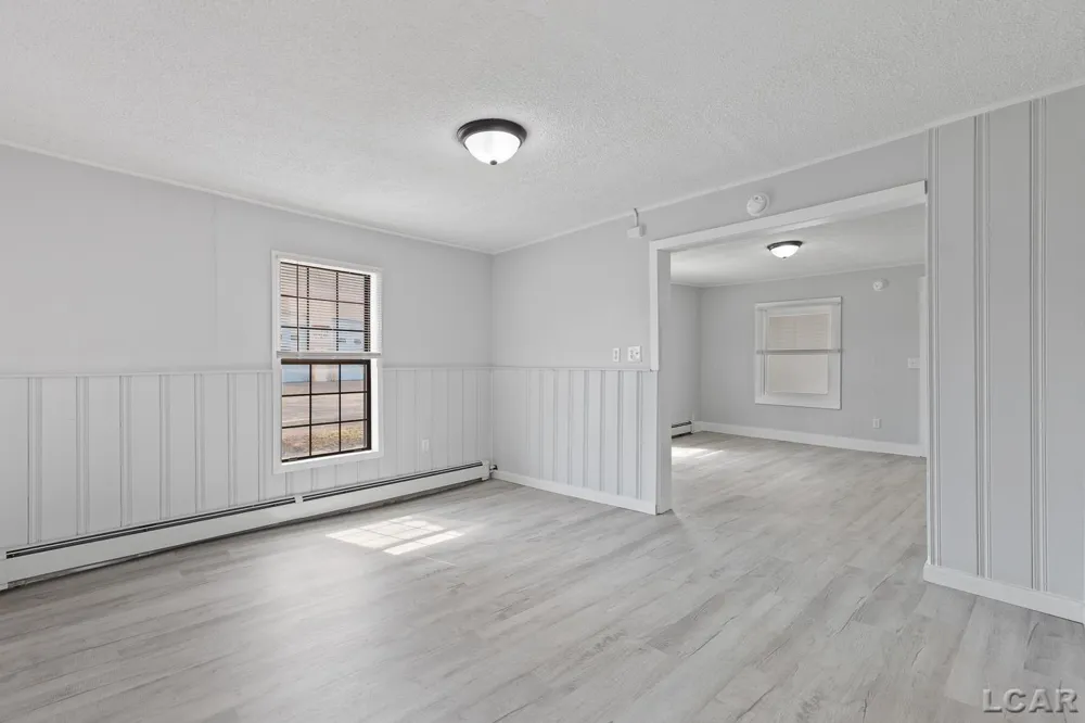 206 Ormsby Street Adrian City, MI 49221