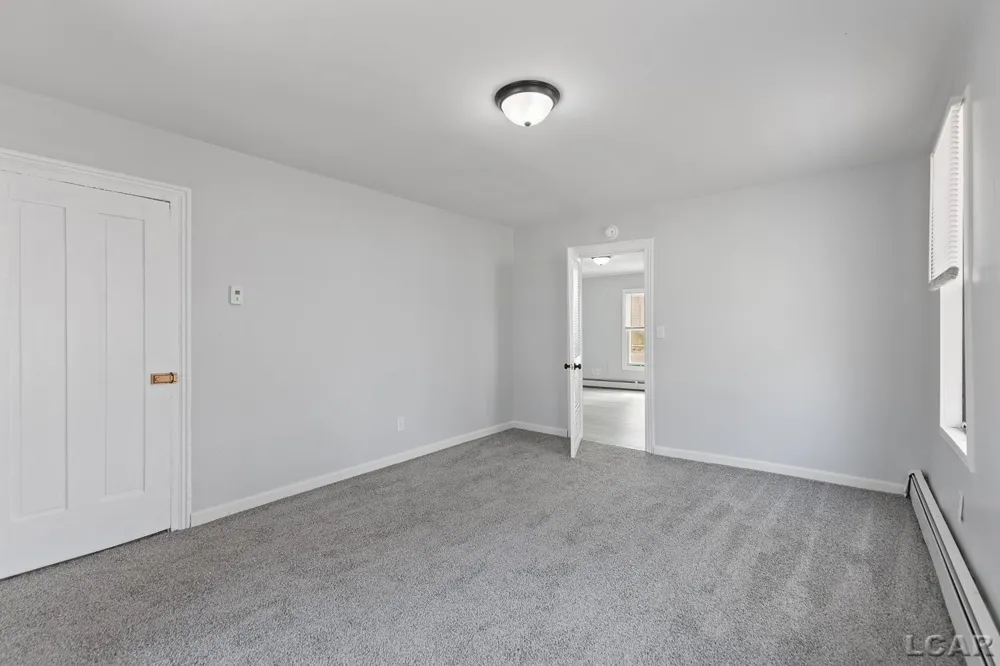 206 Ormsby Street Adrian City, MI 49221