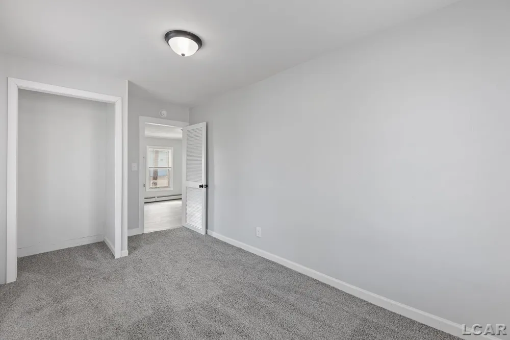 206 Ormsby Street Adrian City, MI 49221
