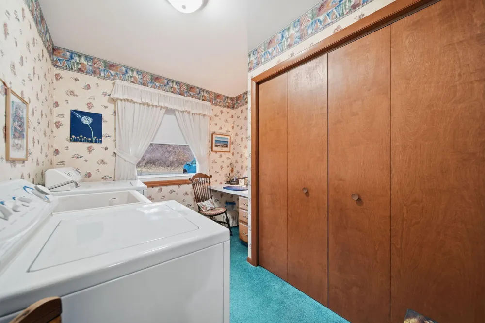 228 Oak Grove Drive Cambridge Township, MI 49230