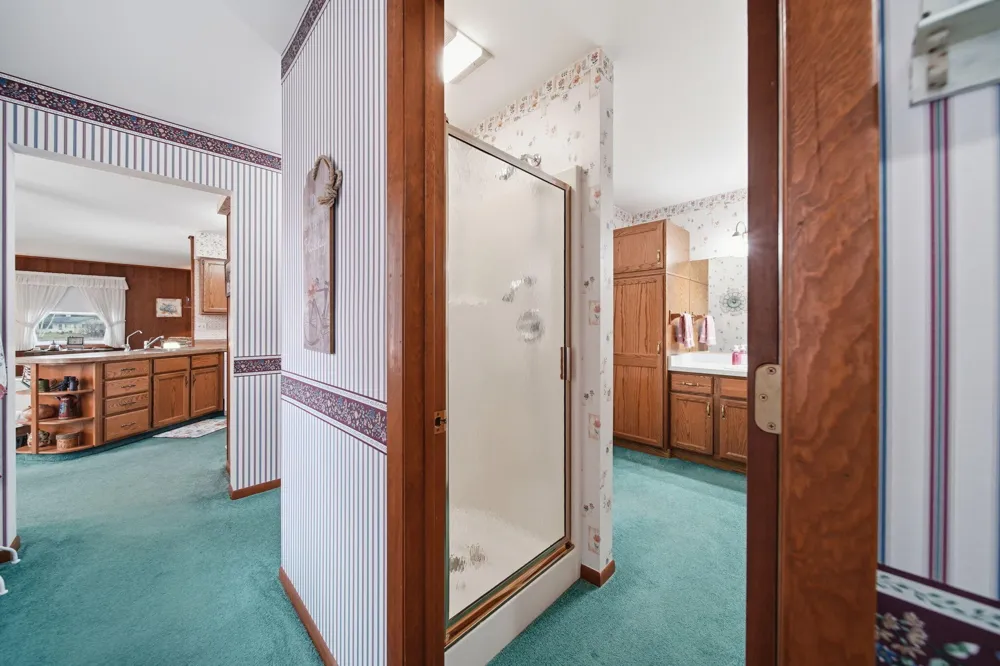 228 Oak Grove Drive Cambridge Township, MI 49230