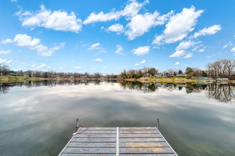 228 Oak Grove Drive Cambridge Township, MI 49230