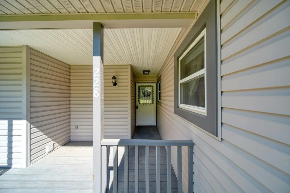 228 Oak Grove Drive Cambridge Township, MI 49230