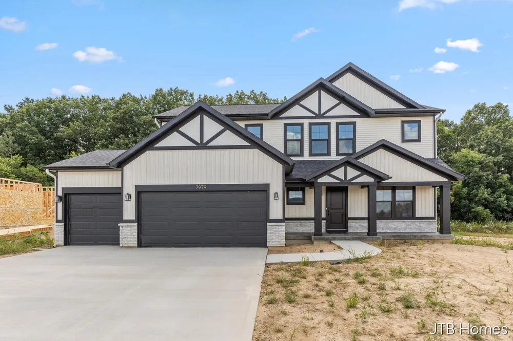 7979 Cresswell Court SE #23 Caledonia Township, MI 49316
