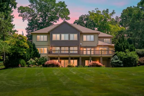 7342 Bentwood Trail