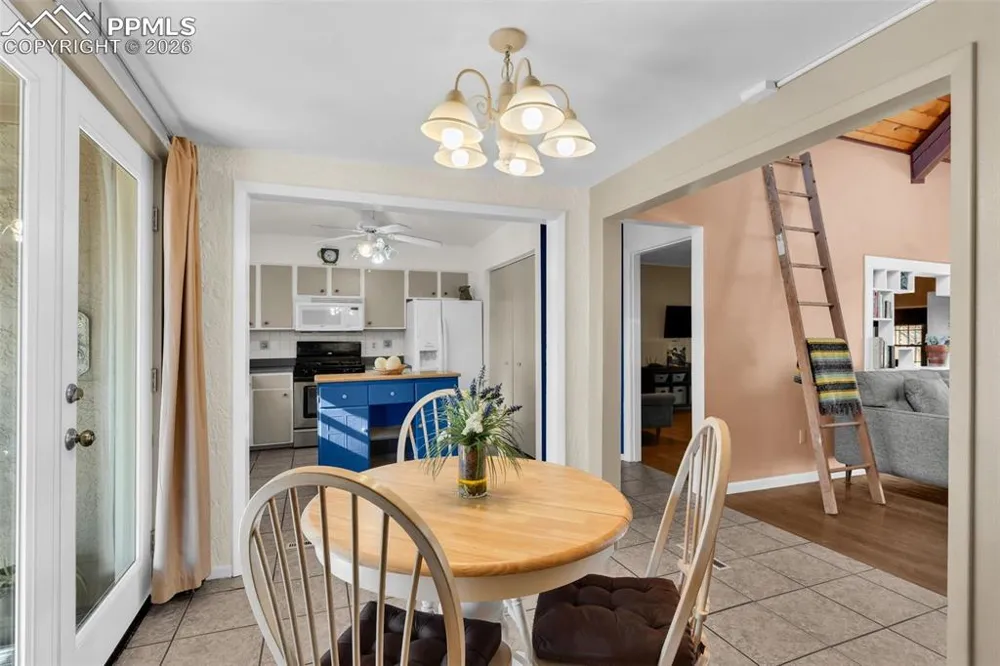 5796 Reef Place Colorado City, CO 81019