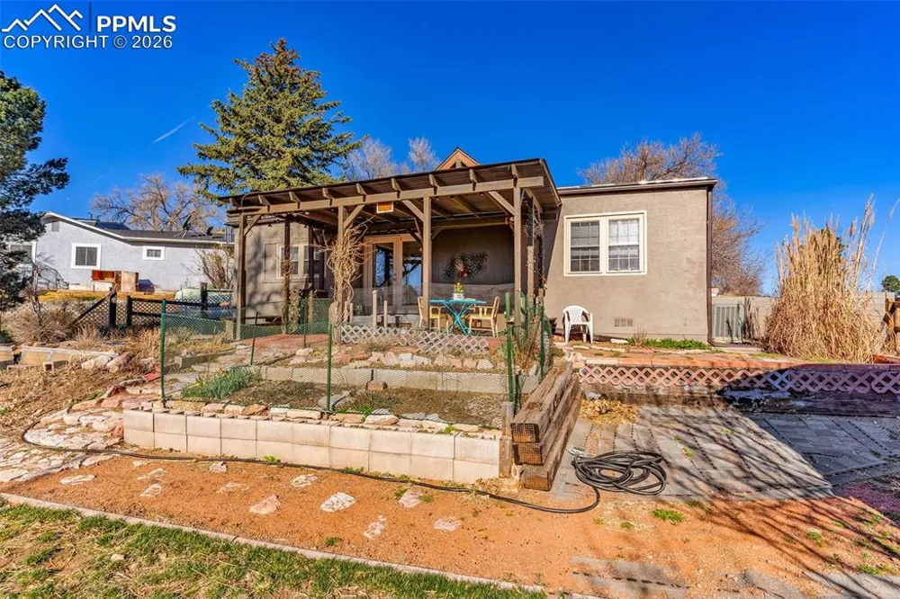 5796 Reef Place Colorado City, CO 81019